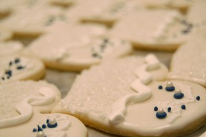 porcelain-heart-cookies